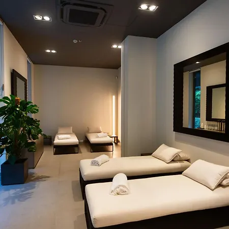 Zambala Luxury Ξενοδοχείο με διαμερίσματα 2*