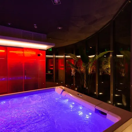 Zambala Luxury Ξενοδοχείο με διαμερίσματα 2*